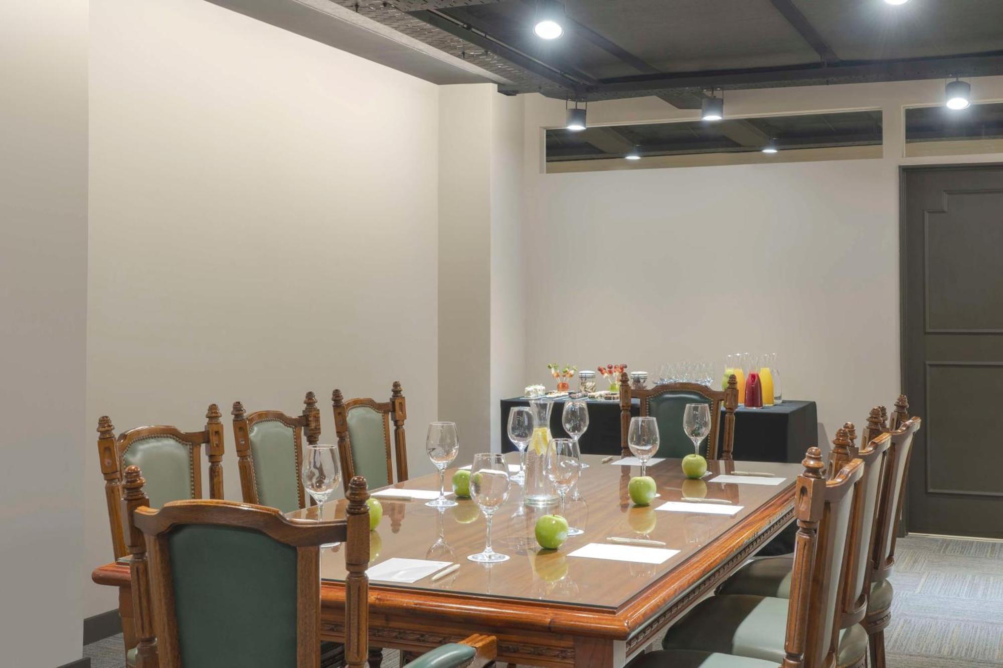 Nh 산티아고 델 에스테로 외부 사진